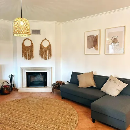 Apartment Charmy Flat Next To Golf With Swimming Pool