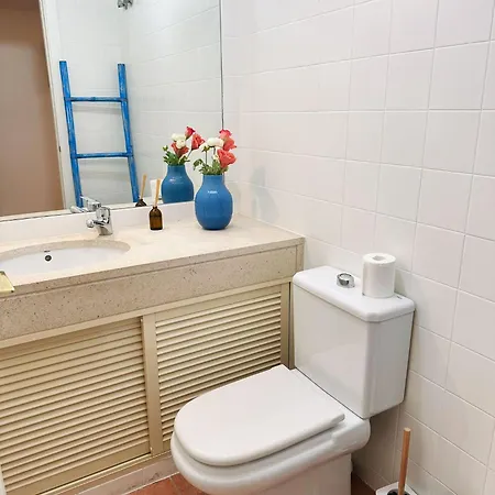 Charmy Flat Next To Golf With Swimming Pool Apartment Almada